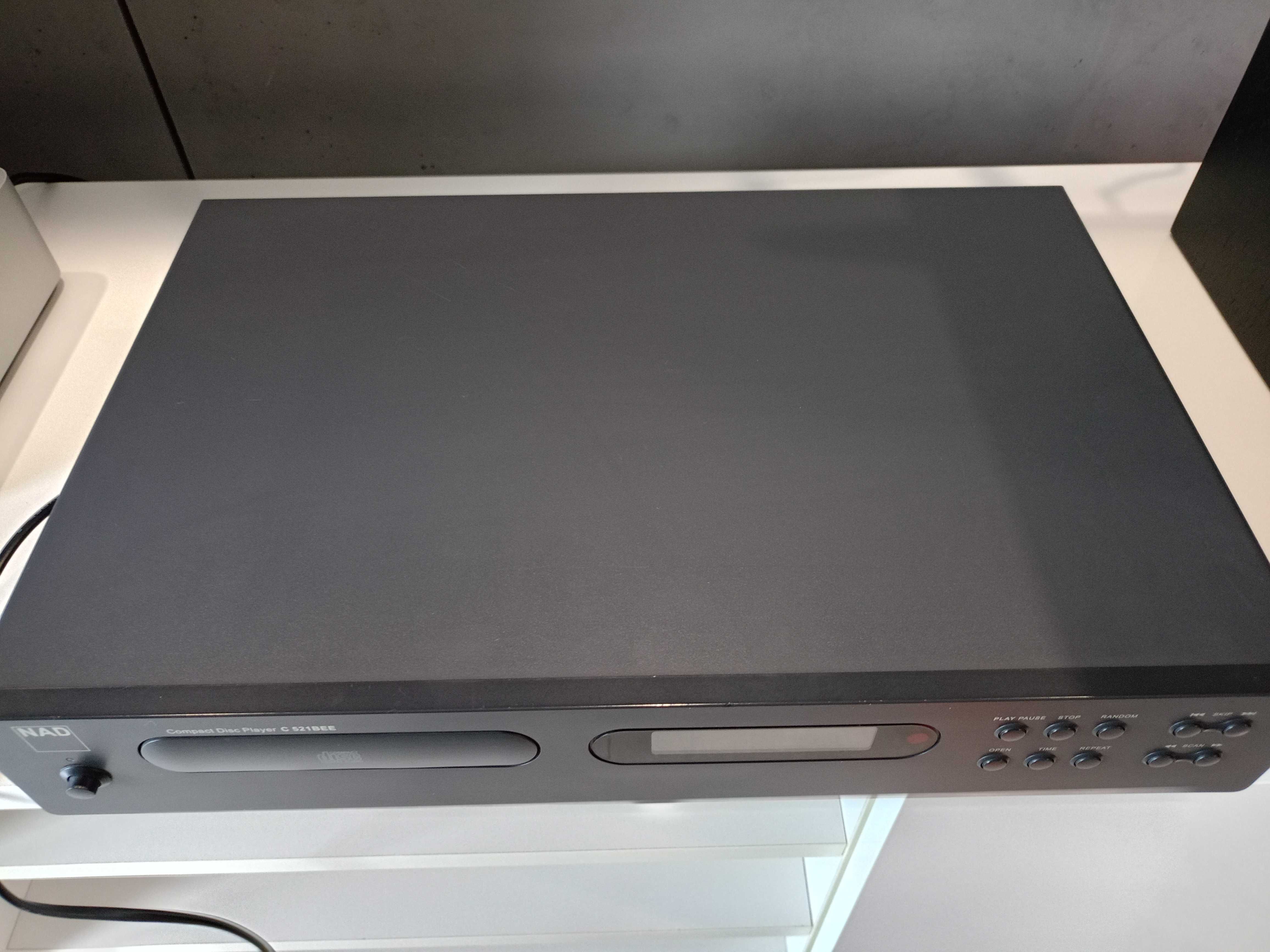 Odtwarzacz cd NAD C521 BEE