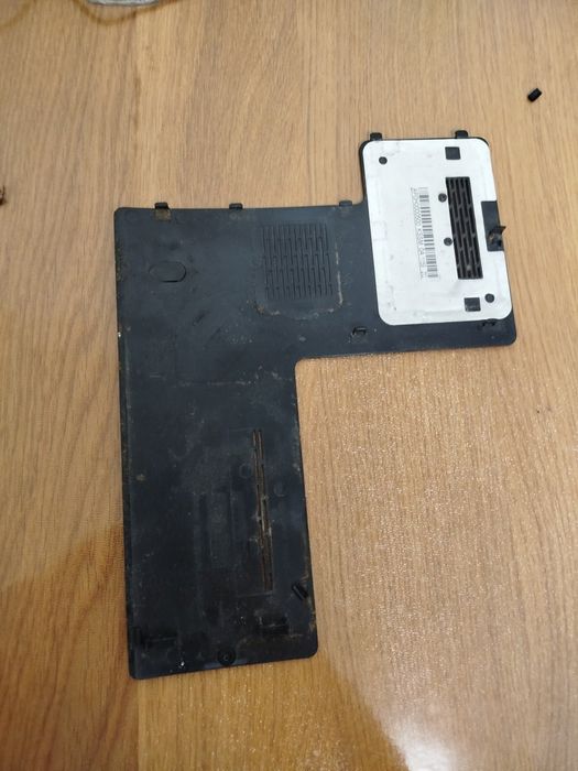 Запчастини Toshiba satellite c660 кришка матриці, охолодження