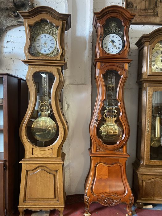 Stylowa dębowa skrzynia po zegarze