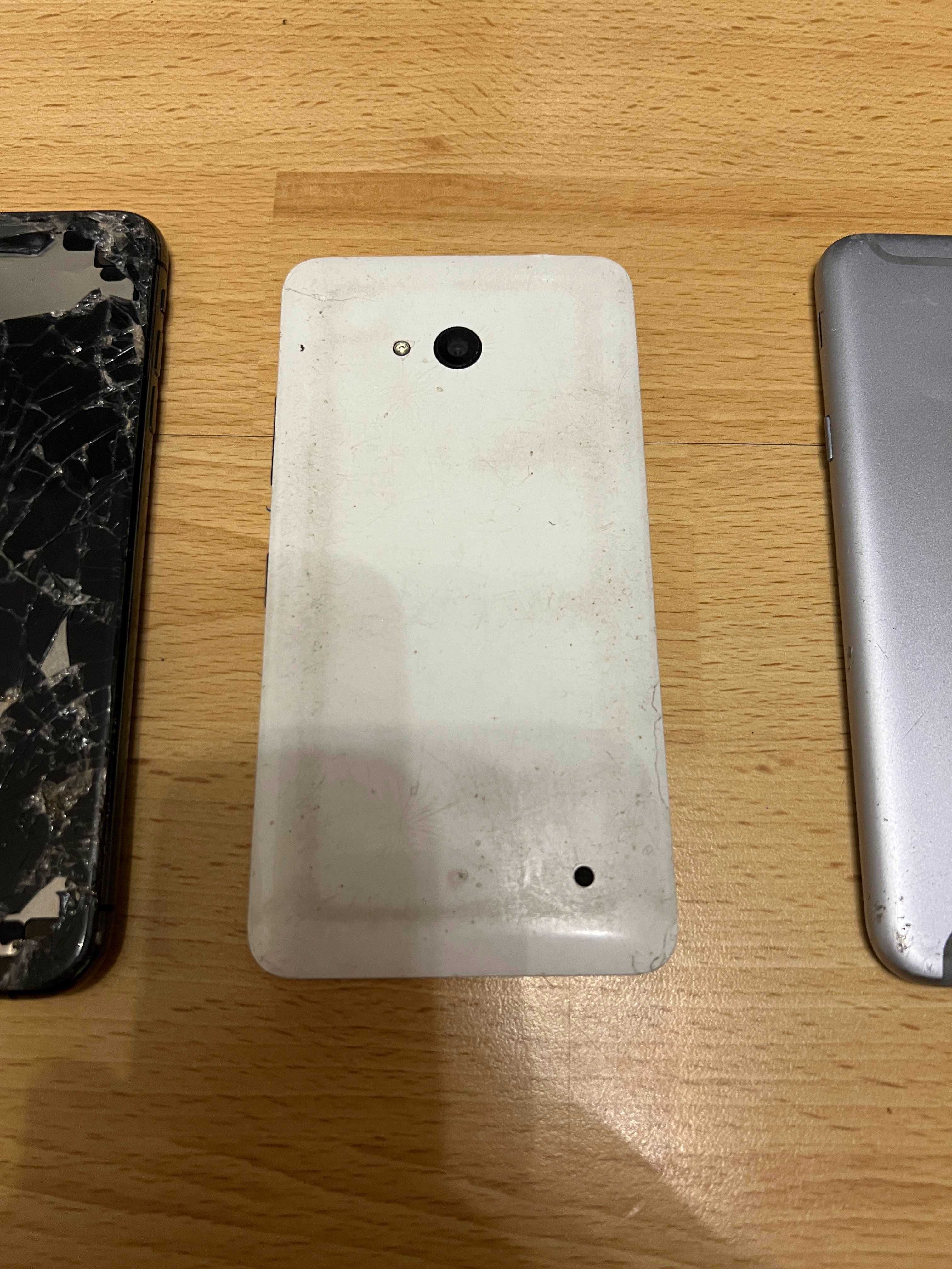 Zestaw uszkodzonych telefonów, iPhone XS Max, Samsung, Xperia, Lumia