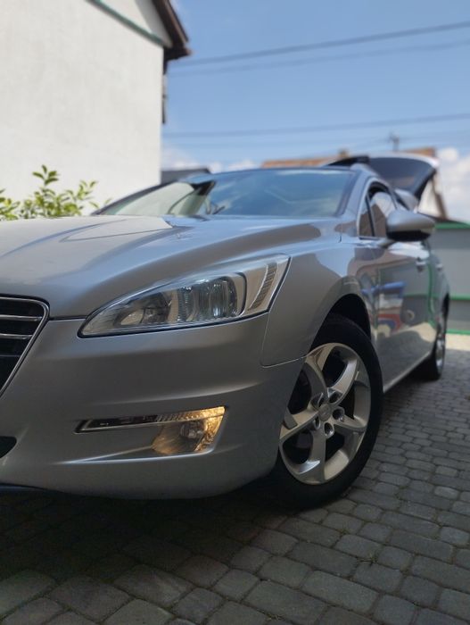 Peugeot 508 sw 2012