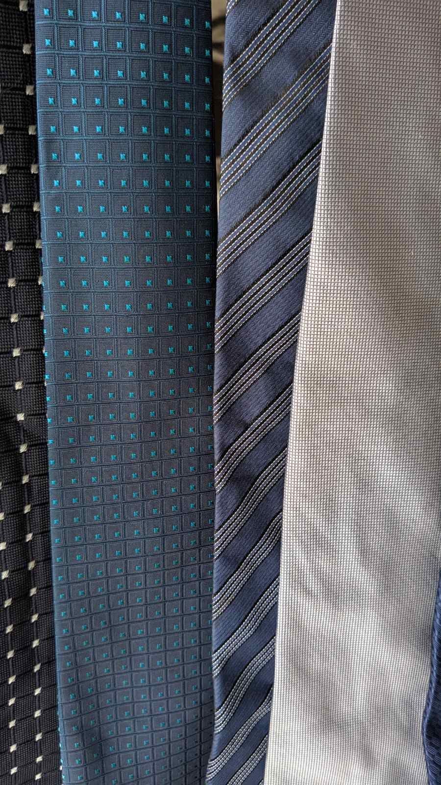 Продам мужские галстуки