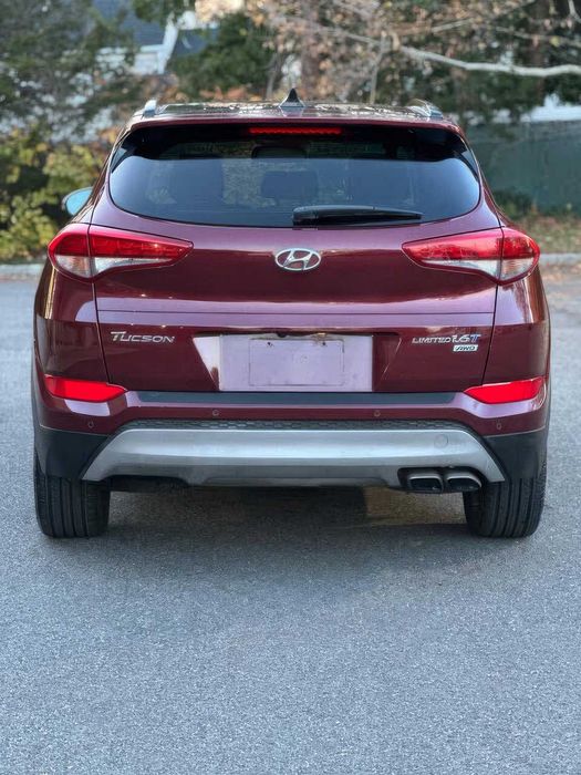 Hyundai Tucson Limited      2018