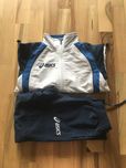 Dres chłopięcy firmy asics rozmiar 128