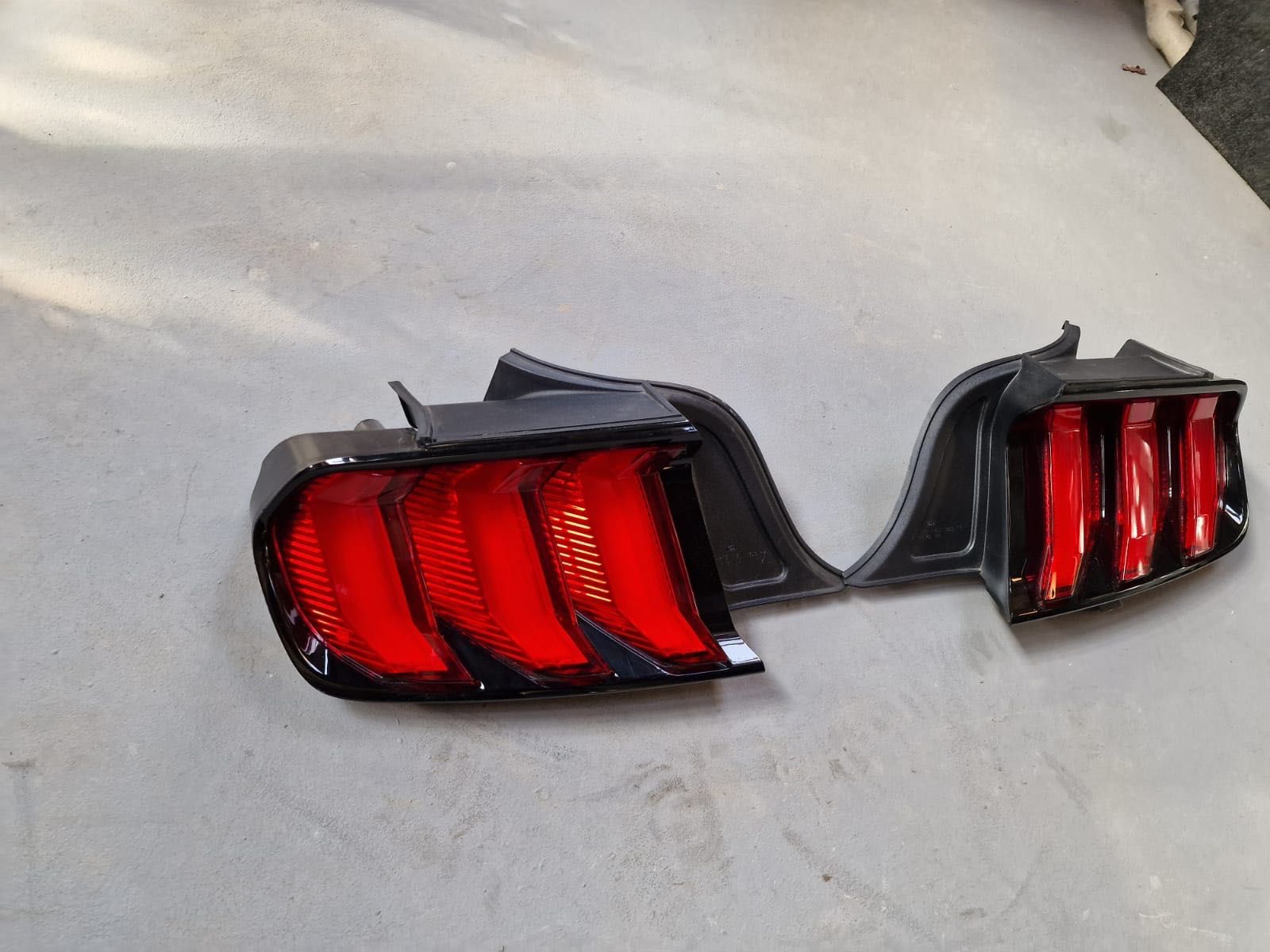 Lampy tylne USA-> EU Ford Mustang VI LIFT USA 2018, 2019, 2020, 2021->