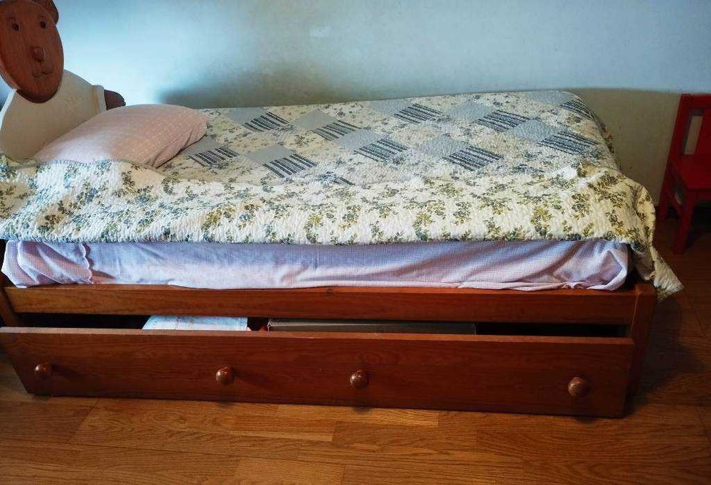 Quarto Criança Dada em Madeira Maciça