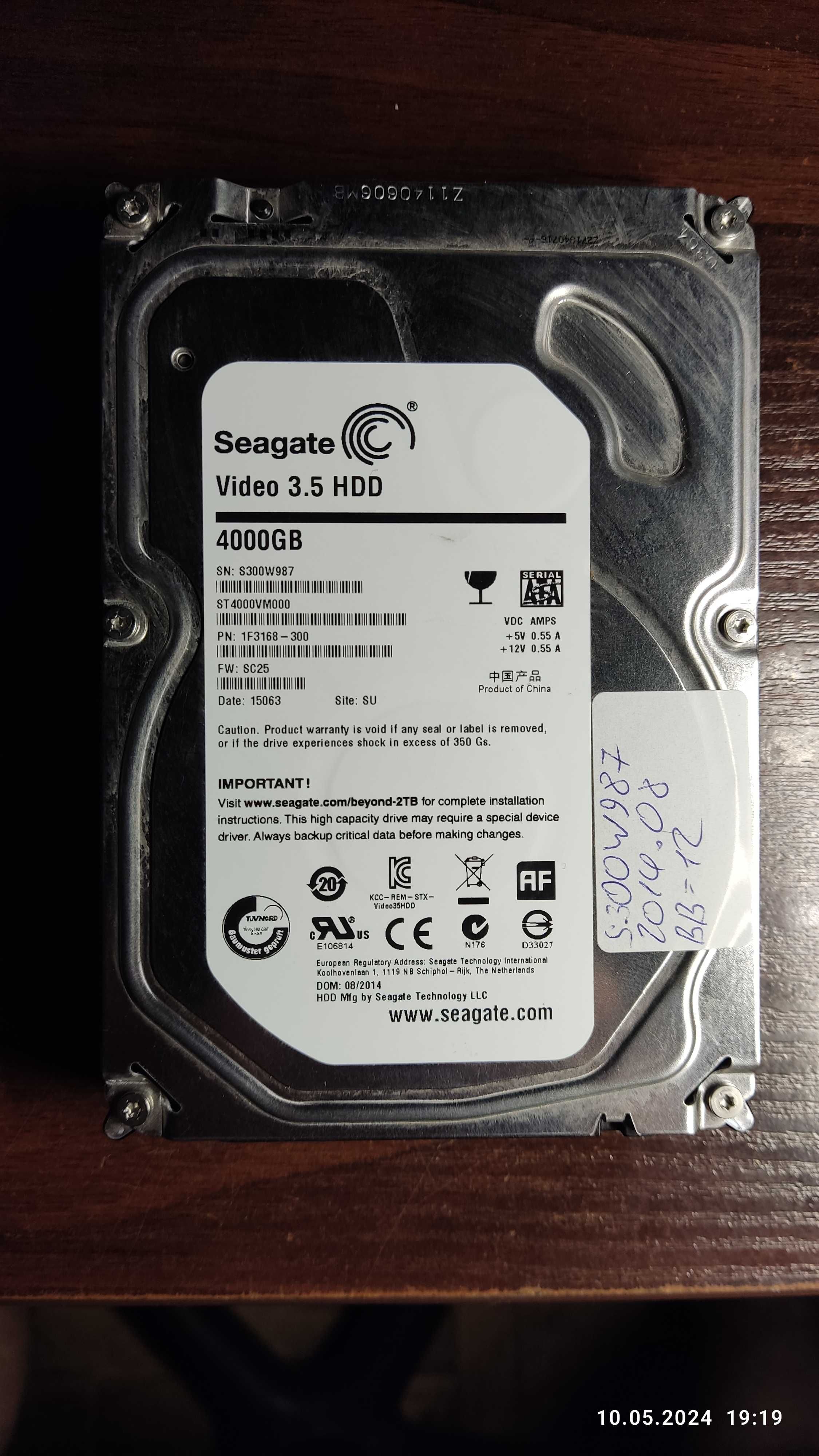 Продам жест.диск 4TB Seagate ST4000VM000 Video 3.5