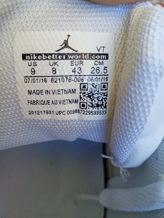 Air Jordan 4 tamanho  26.5 cm (43)