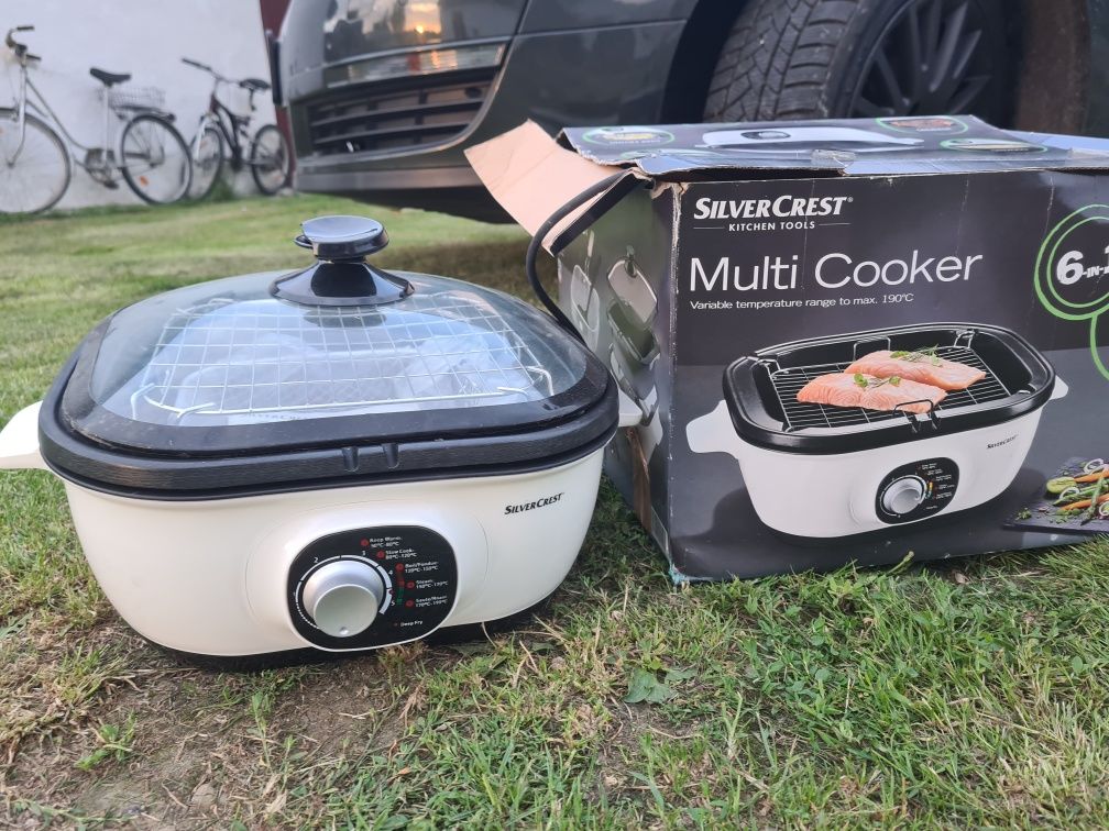 Multi cooker 1500W