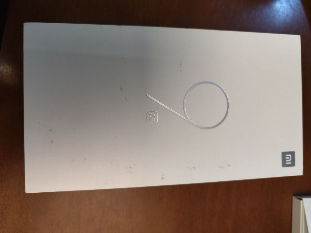 Telefon Xiaomi mi 9 SE