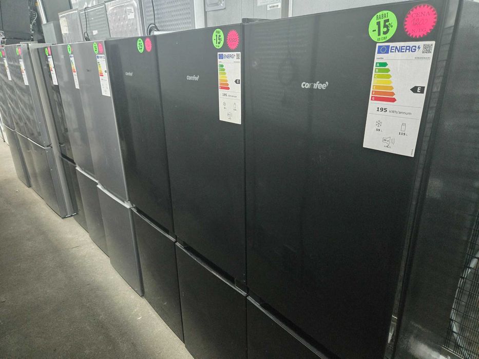 Janki, ul. Wspólna 6 lodówka czarna 150cm