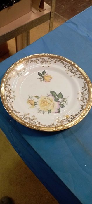 Продається вінтажна тарілка з позолотою BAVARIA Germany