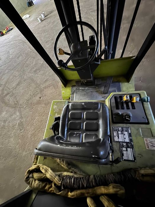 Wózek Widłowy Clark