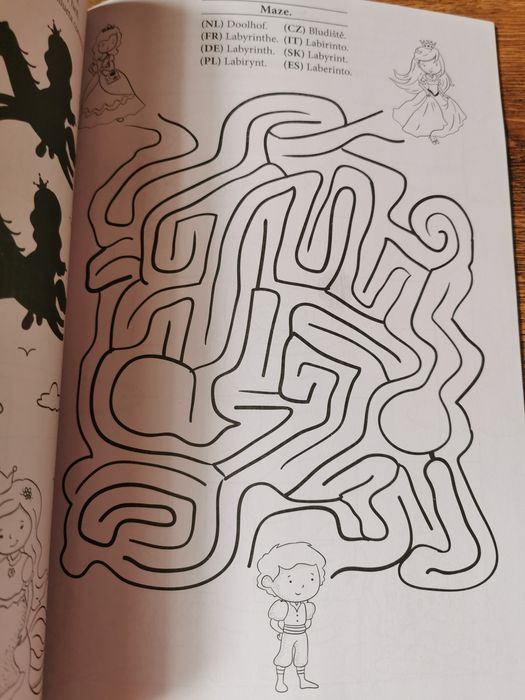 Kolorowanki i zadania dla dziewczynek