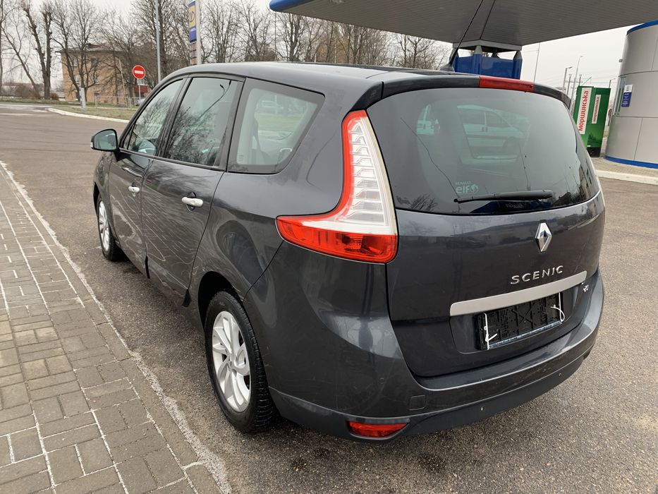 Рено Сценік3 ЗАДНІЙ ФОНАРЬ правий лівий Стоп.