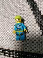 LEGO minifigures spadochroniarz skoczek. Seria 10