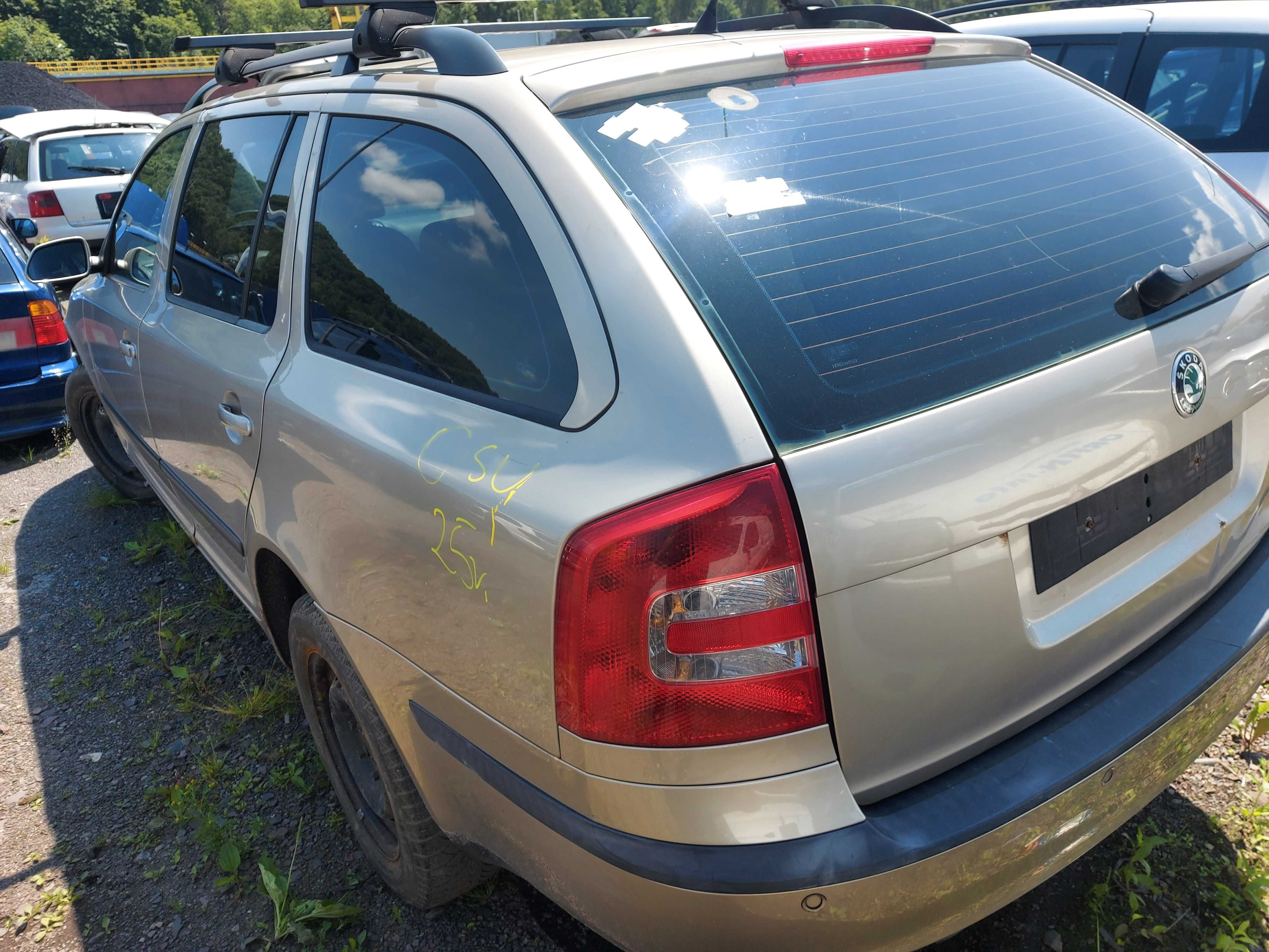 Skoda Octavia II 2 9201 zderzak tylny PDC kombi FV dostawa