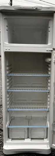 Холодильник Indesit