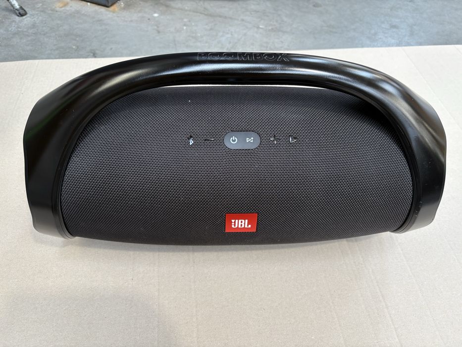 JBL boombox JBL