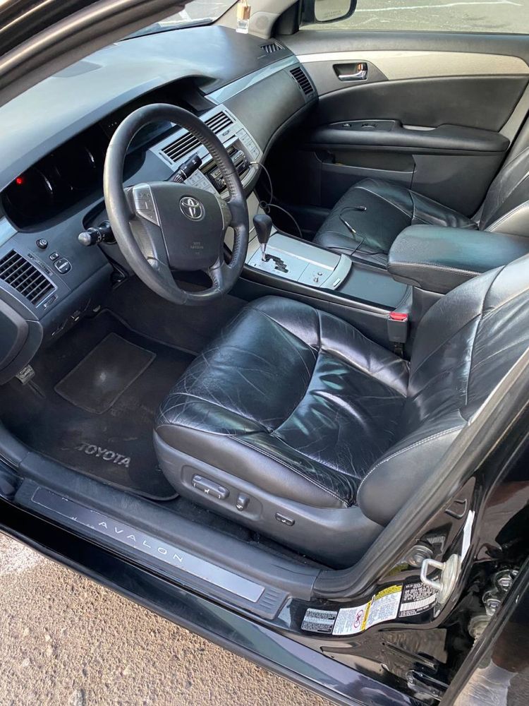 Продам TAYOTA авалон 2006 года 3.5 бензин
