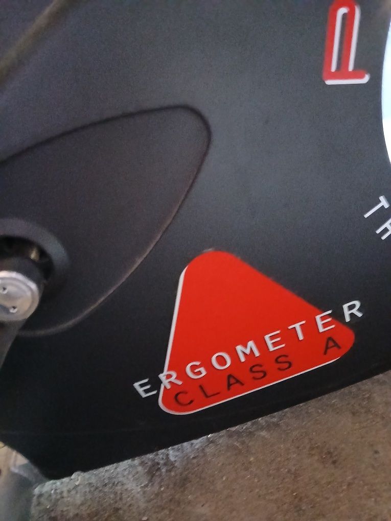 Rower stacjonarny ergometer Perfectum.