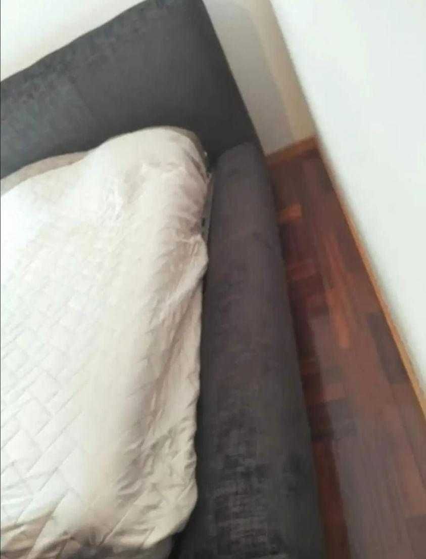 Estrutura de cama com estrado