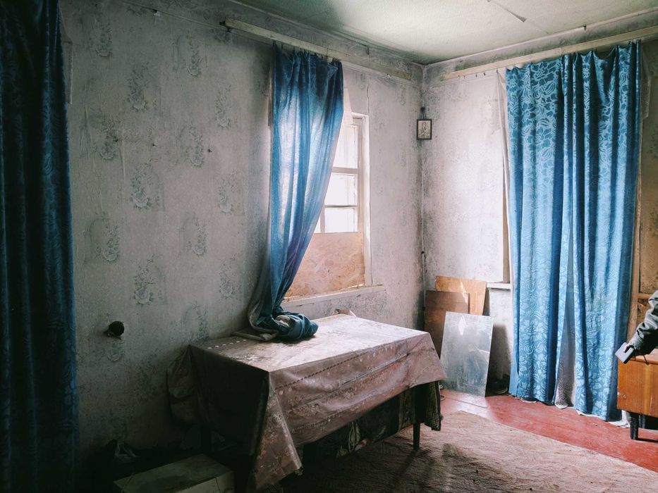 Бабинці - продам будинок цегляний з великою ділянкою !