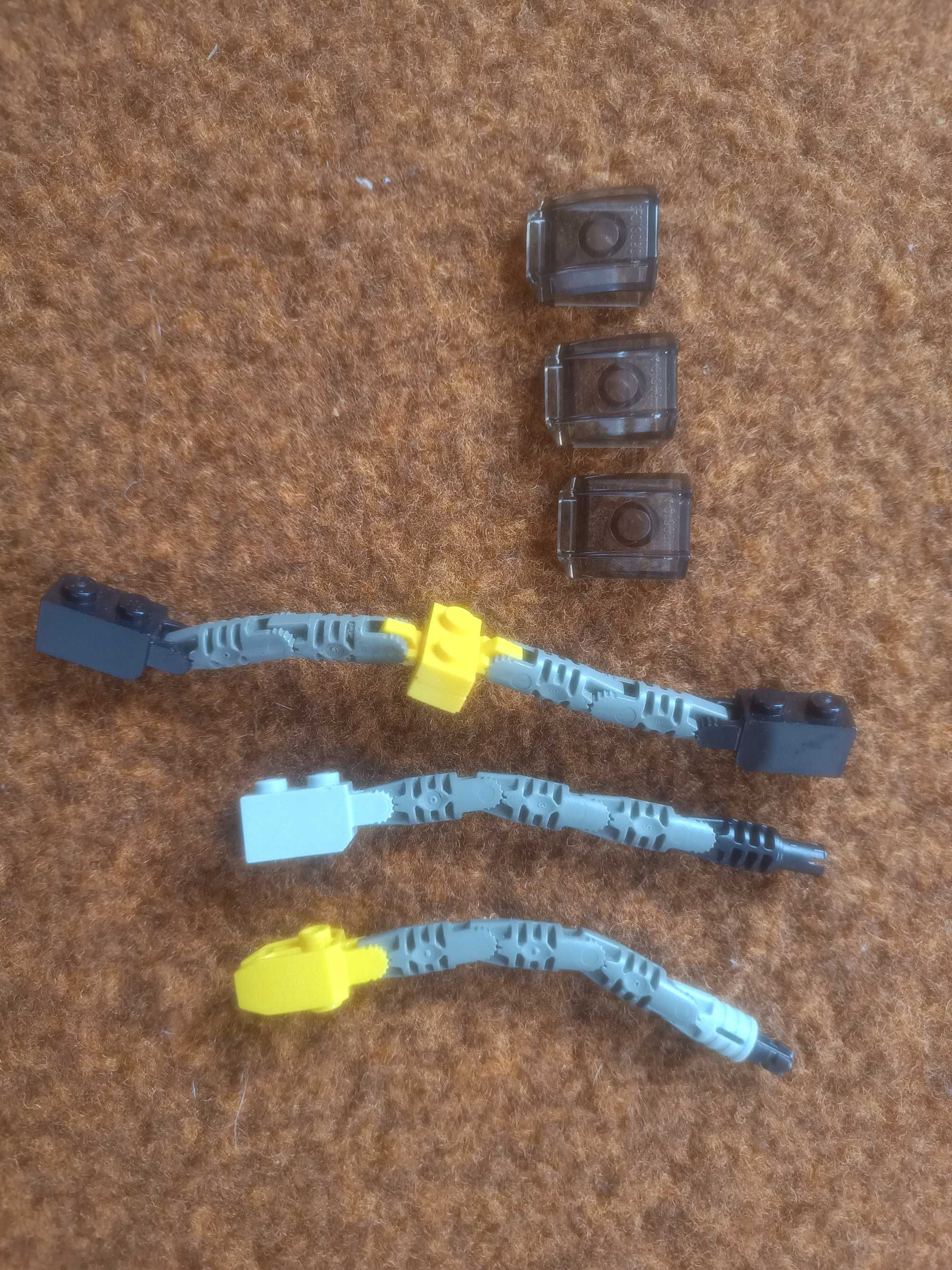 Elementy klocków LEGO