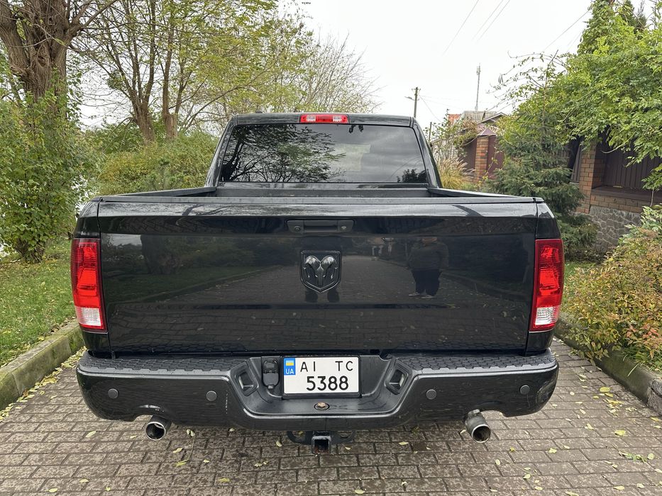 Продам легковой пикап 6 мест DODGE RAM 1500 в идеальном состоянии