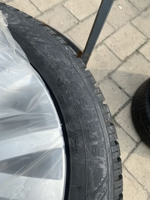 Nowe felgi stalowe z oponami vw 205/55 R16
