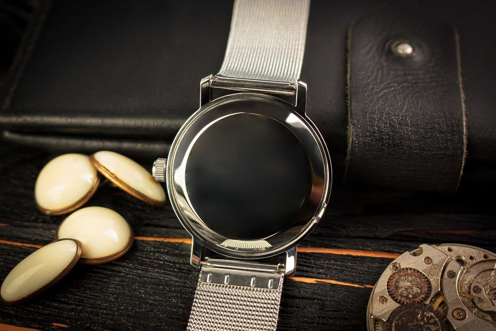 Наручний механічний годинник Ракета Коперник у місячному стилі