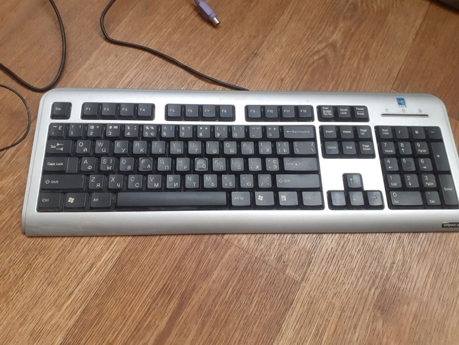 Клавиатура мышка.