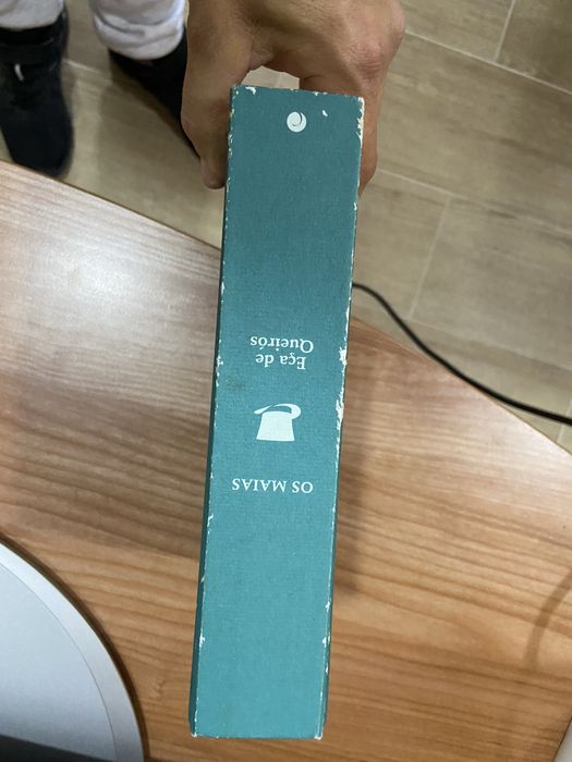 Livro os maias como novo