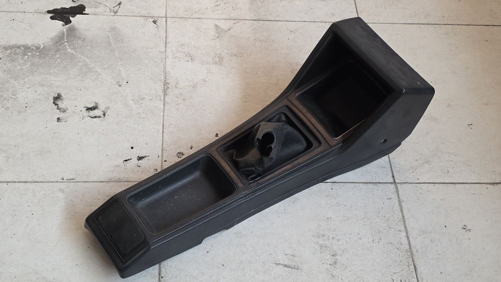 Consola Datsun B310 Sunny
