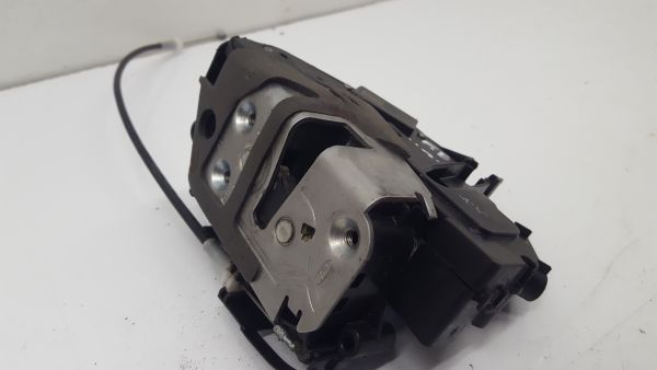 Fechadura / fecho porta frente esquerdo FORD Fiesta VI (CB1, CCN)