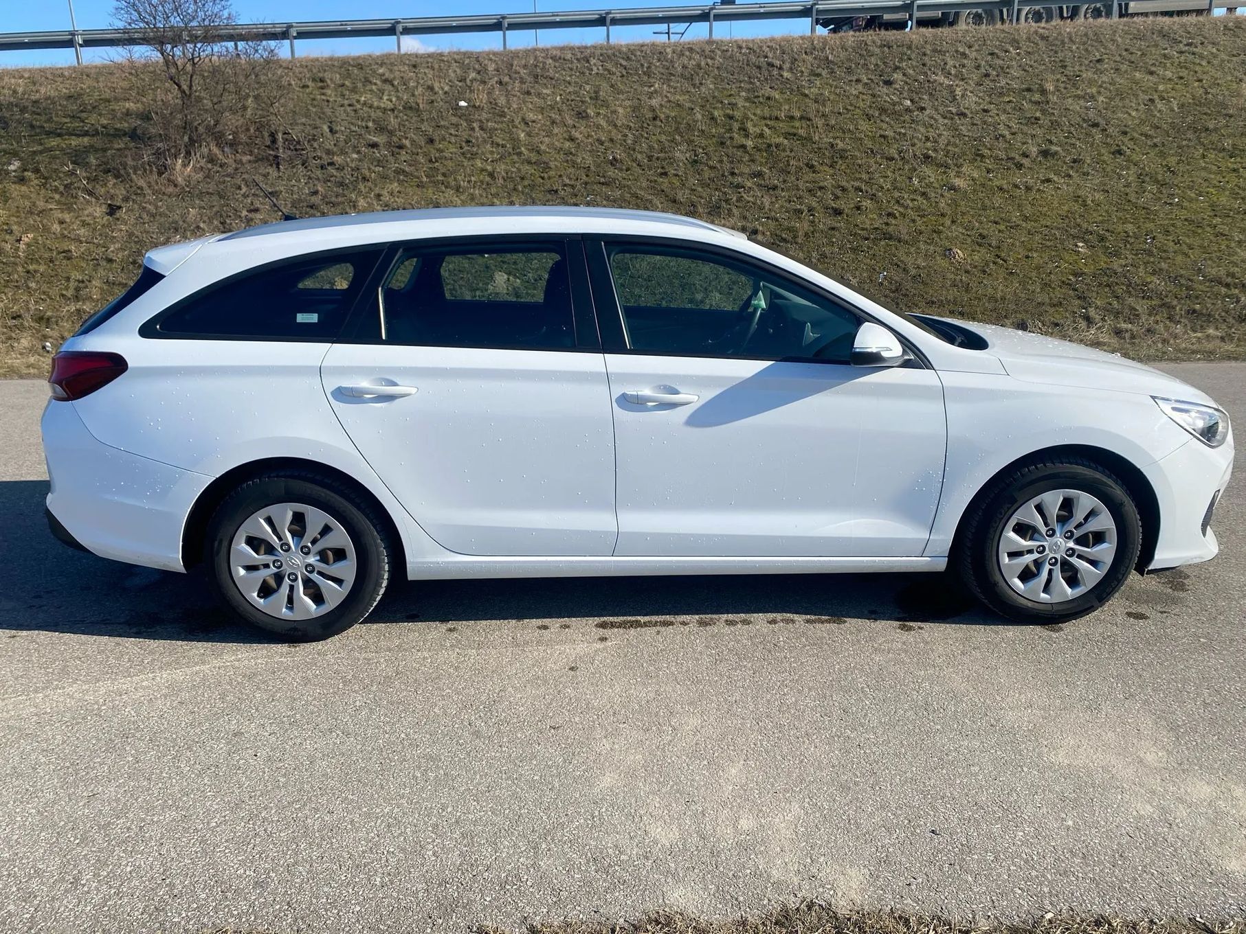 Hyundai I30 Hyundai I30 1.4 Pierwszy Właściciel Polski Salon Faktura VAT