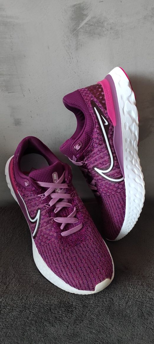Nike React Infinity Run Flyknit 3  rozmiar 41 (26,5 cm)