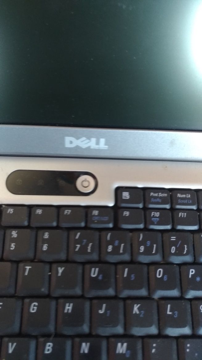 Portátil Dell sem carregador