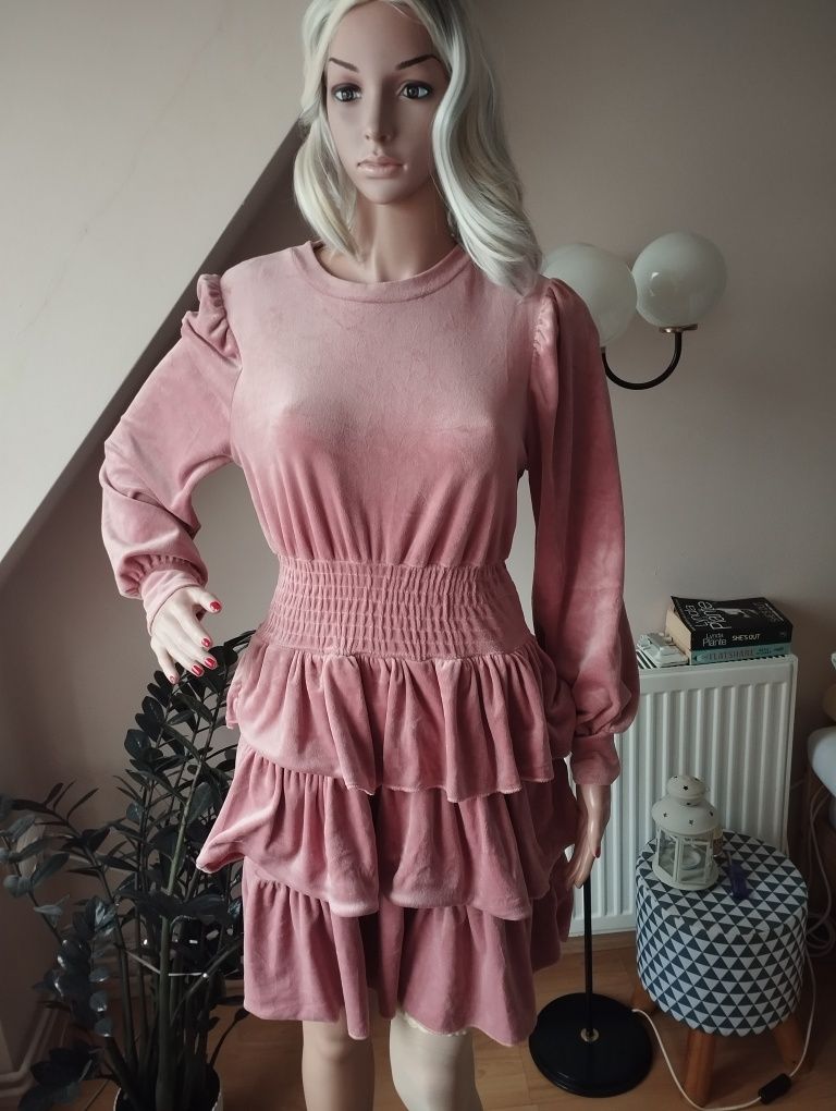 Śliczna welurowa wygodna sukienka L-XXL