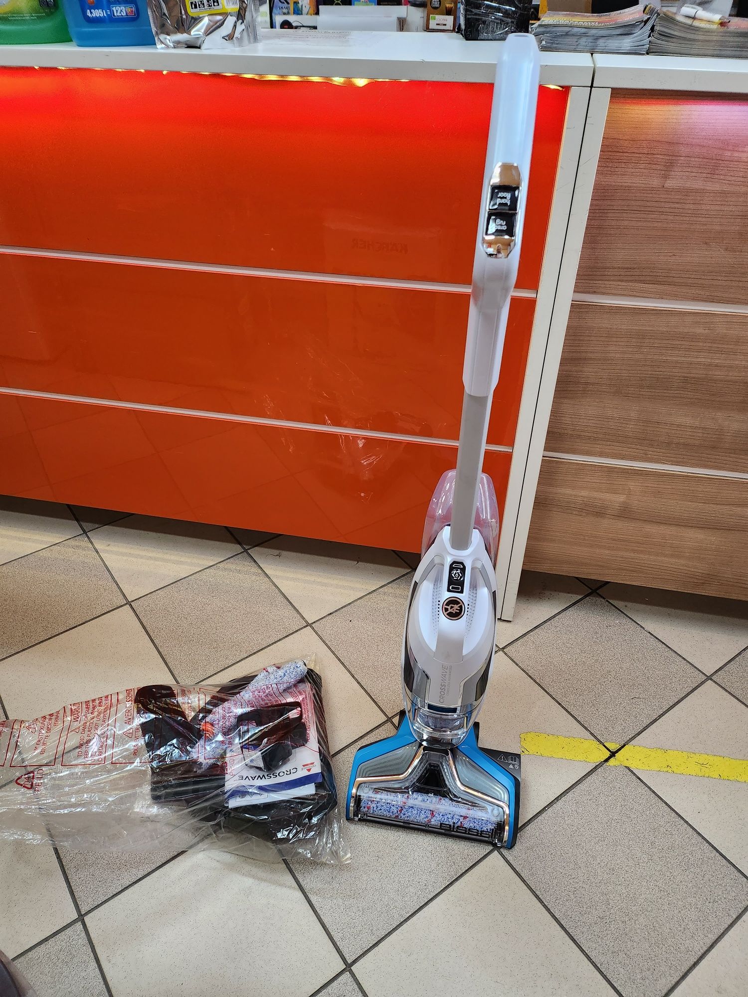 JANKI, ul. WSPÓLNA 6 Odkurzacz BISSELL CrossWave 2588N