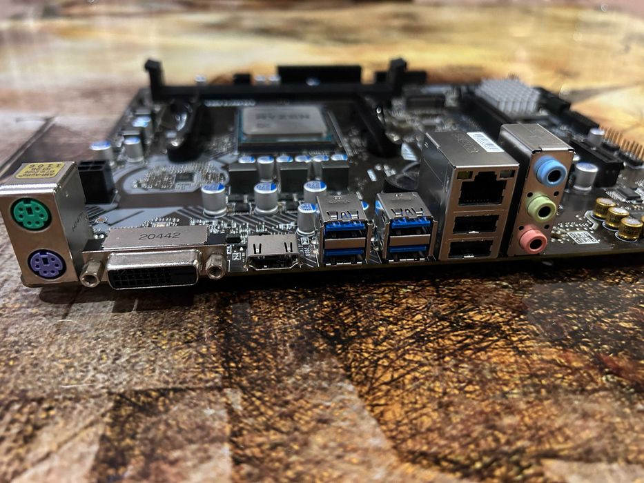 AMD Ryzen 7 3800X + Msi B450A Pro Max комплект