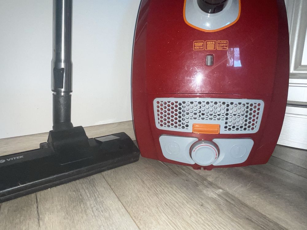 Пилосос vitek 2200 w