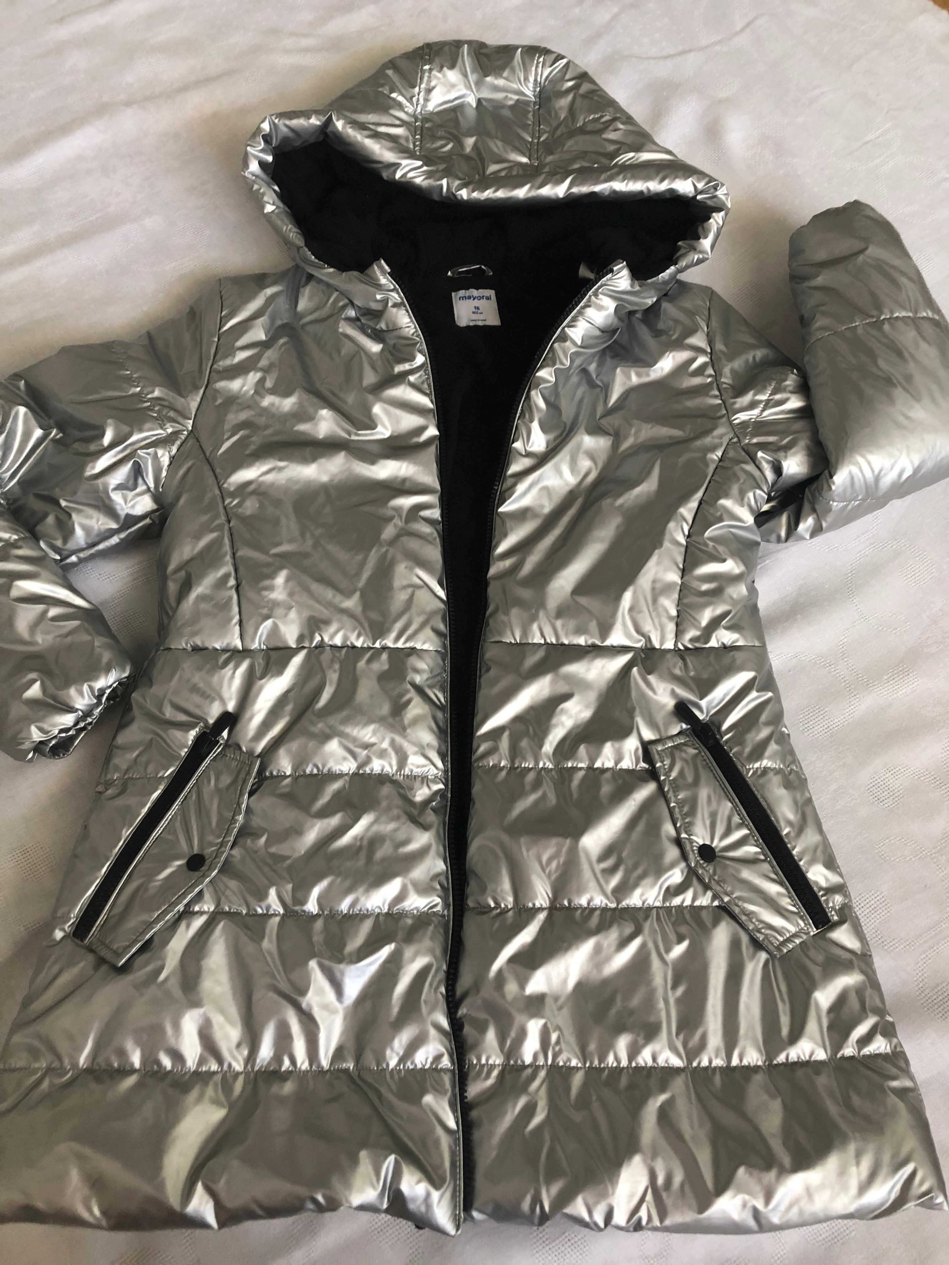 Зимняя куртка с капюшоном девочки 7-9 лет парка пуховик Mayoral