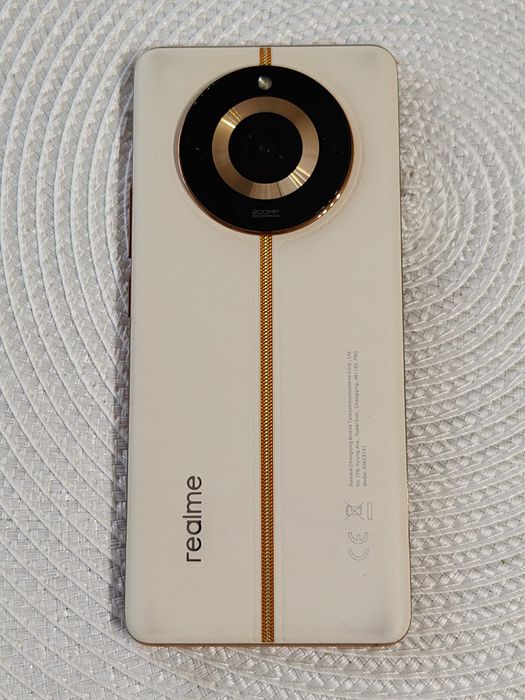 Telefon realme 11 PRO plus 5G