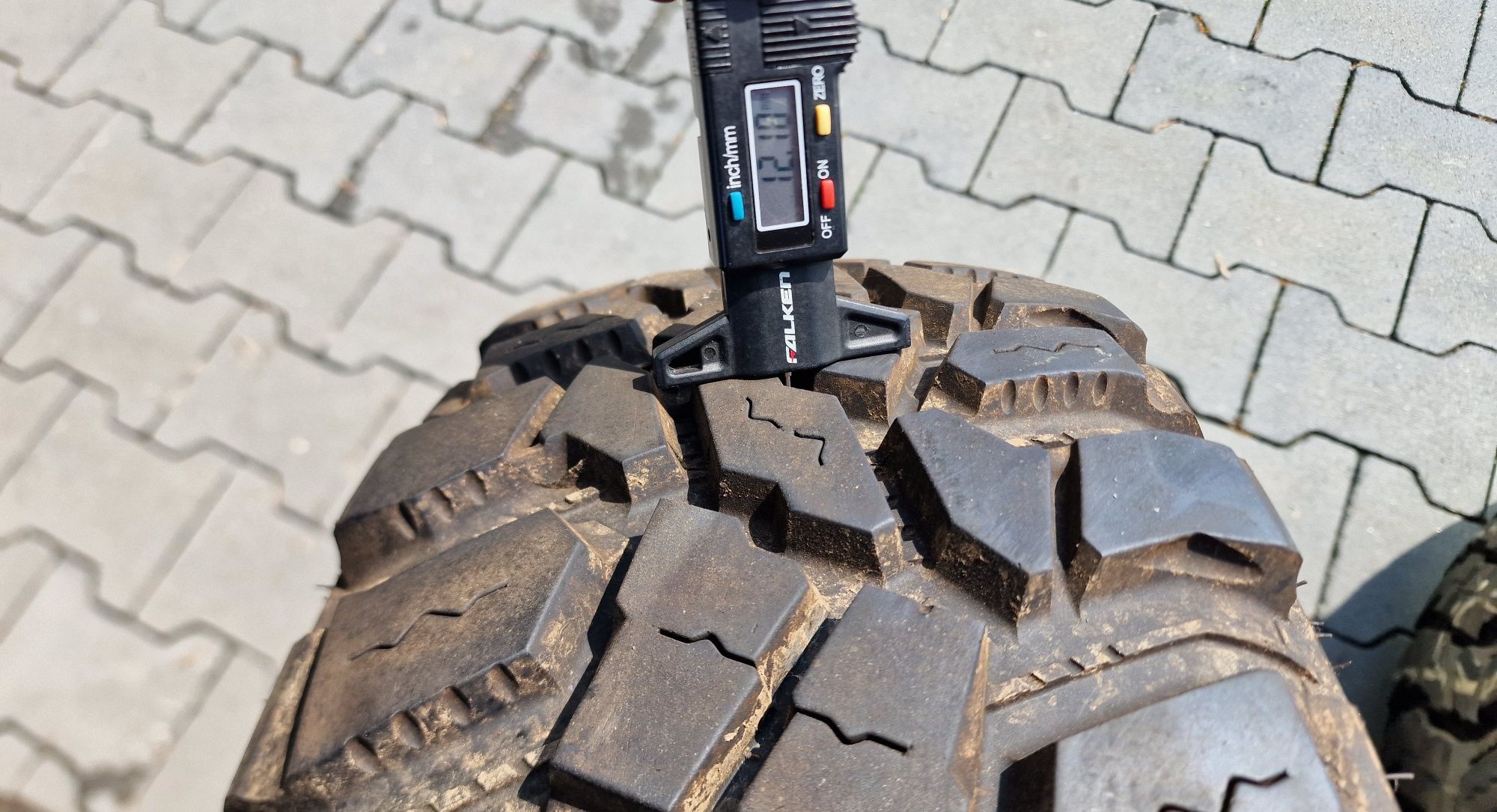 Opony Terenowe Cooper Discoverer STT Pro  225/75R16 115/112Q 3318