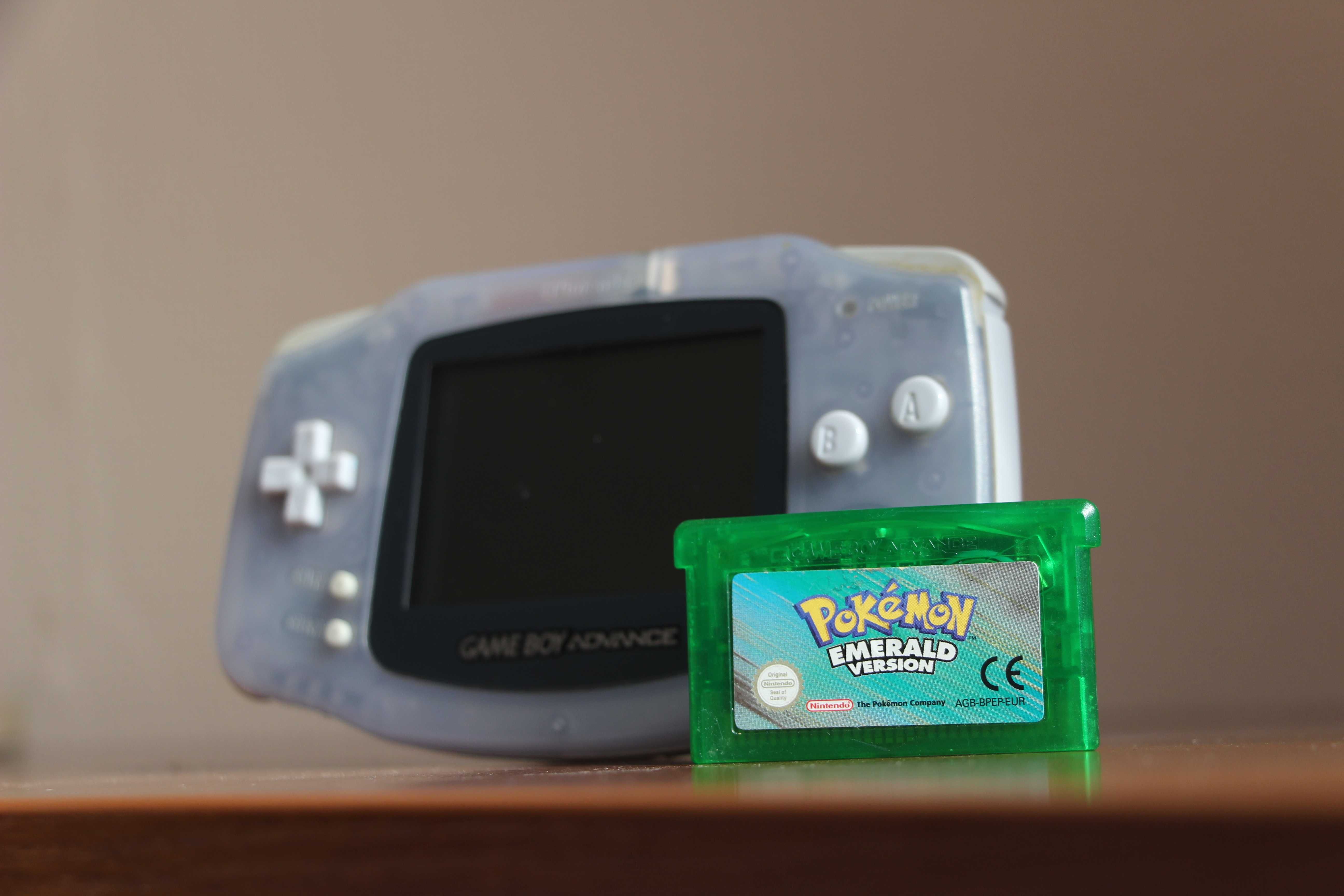 Pokémon Emerald Version EU Gameboy