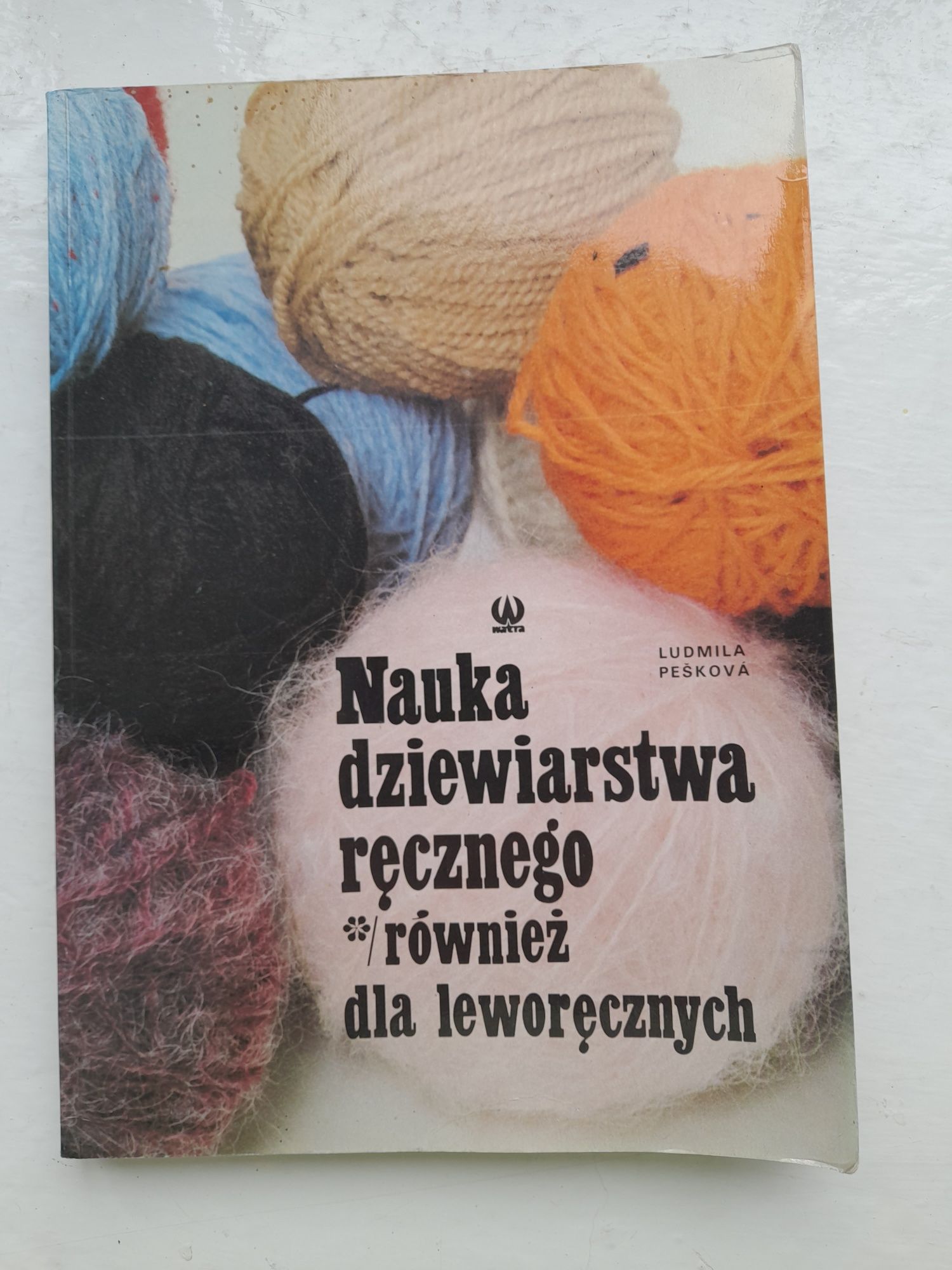 Nauka dziewiarstwa ręcznego również dla leworęcznych