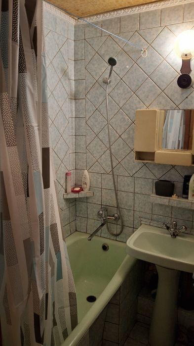 Продам 1 комн.кв,Собственник,Салтовское шоссе,602 микр,ТРК Украи