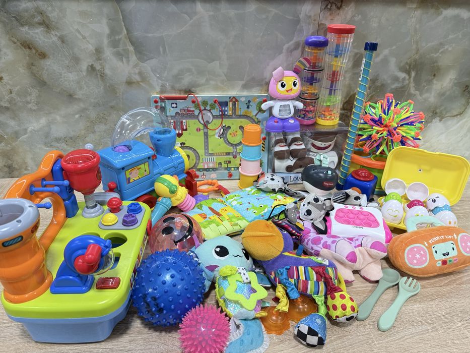 Великий лот іграшок для малюків для найменших розвиваючі сортер