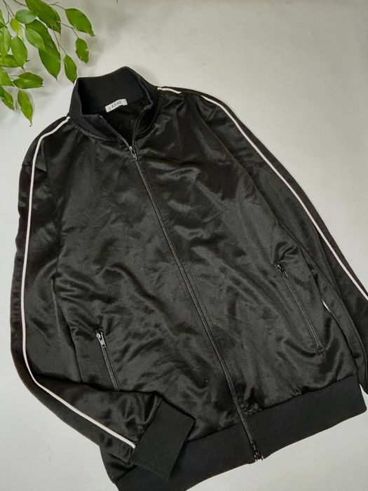 Кофта дорогого бренда ARNE